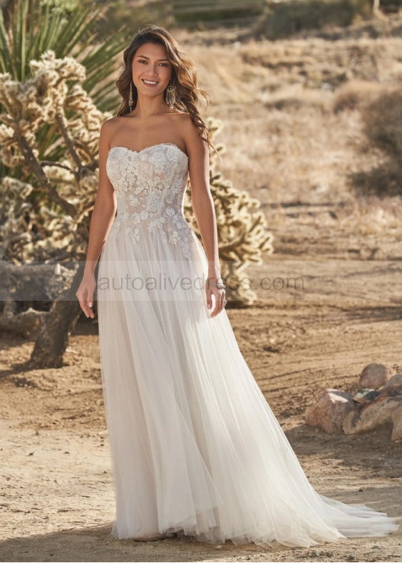 Strapless Ivory Lace Tulle Airy Wedding Dress